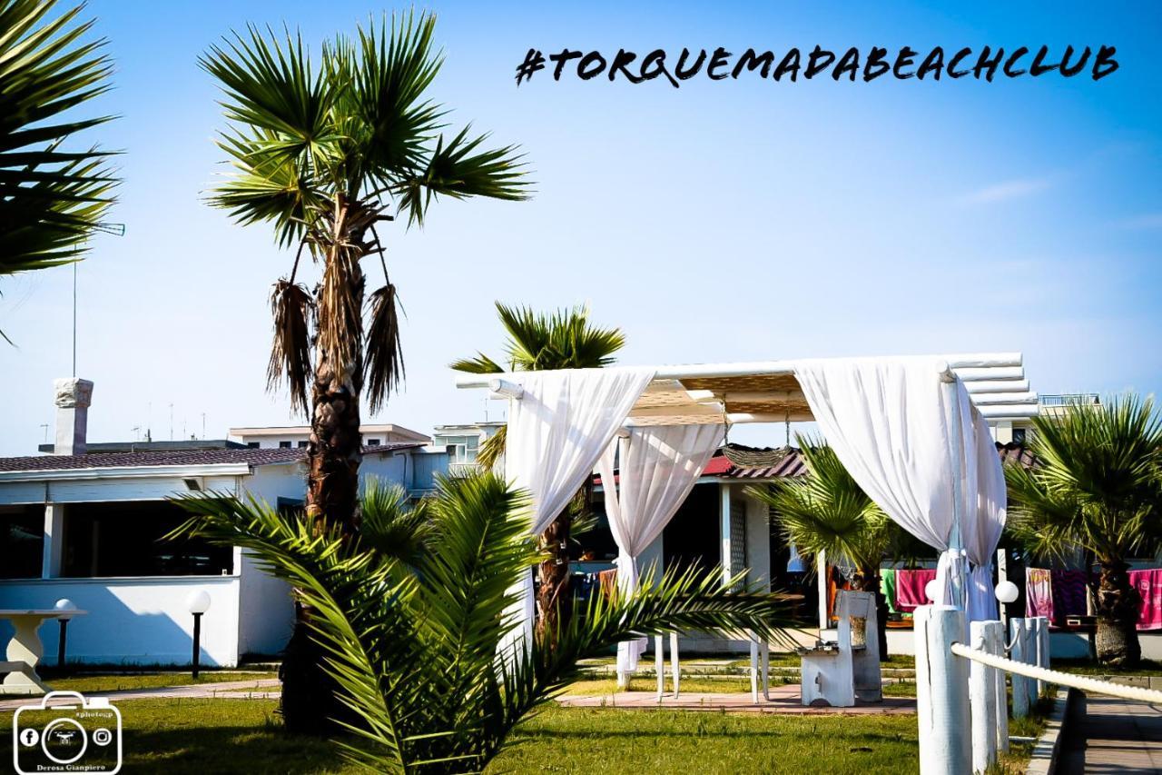 Torquemada Beach Club Margherita Di Savoia Exteriér fotografie