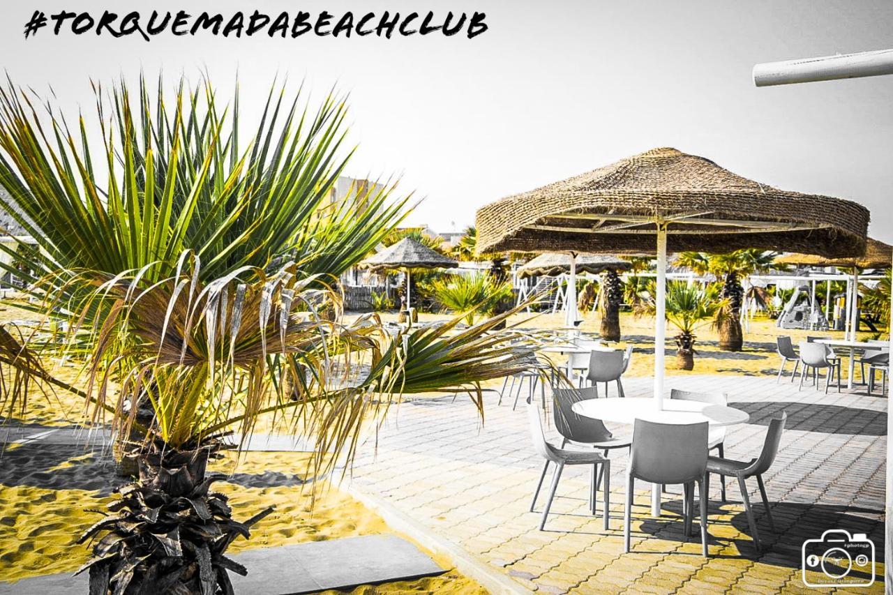 Torquemada Beach Club Margherita Di Savoia Exteriér fotografie