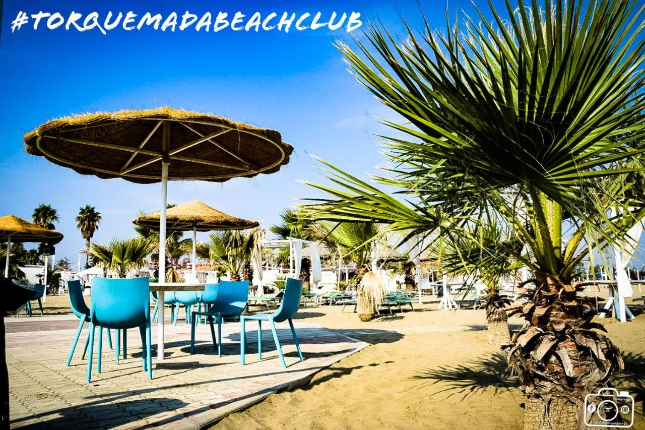 Torquemada Beach Club Margherita Di Savoia Exteriér fotografie